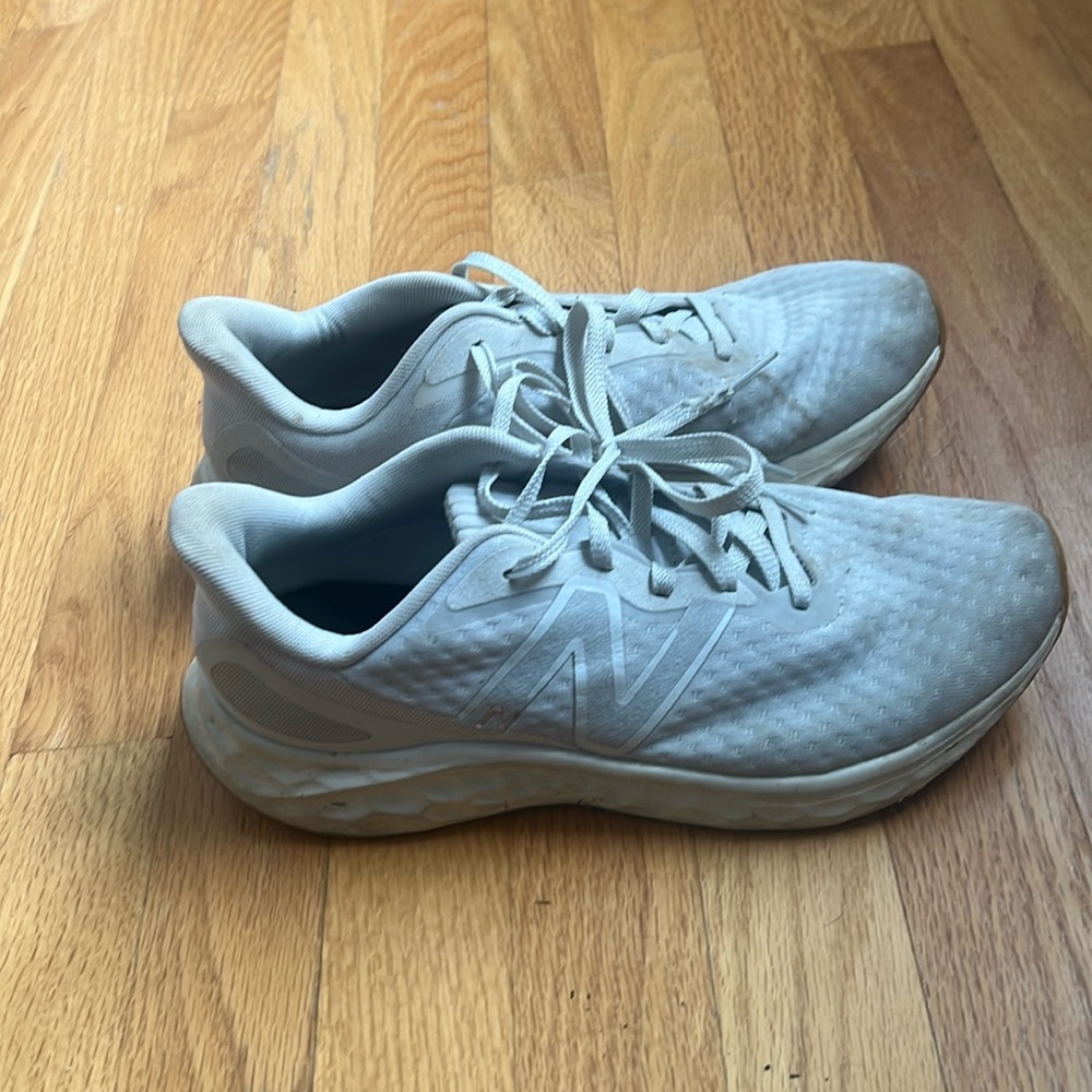 New Balance women’s sneakers